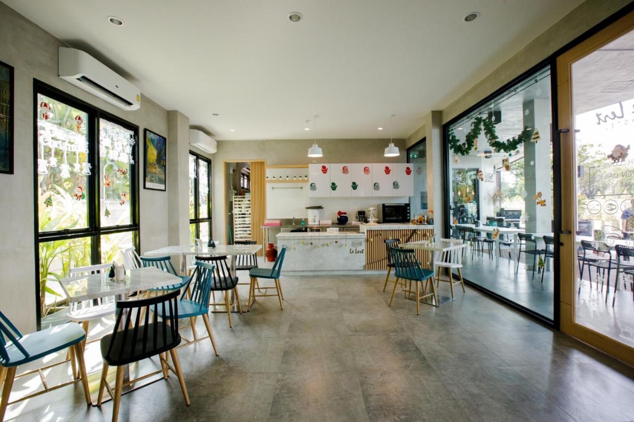 Le Lert Hotel Ratchaburi Bagian luar foto