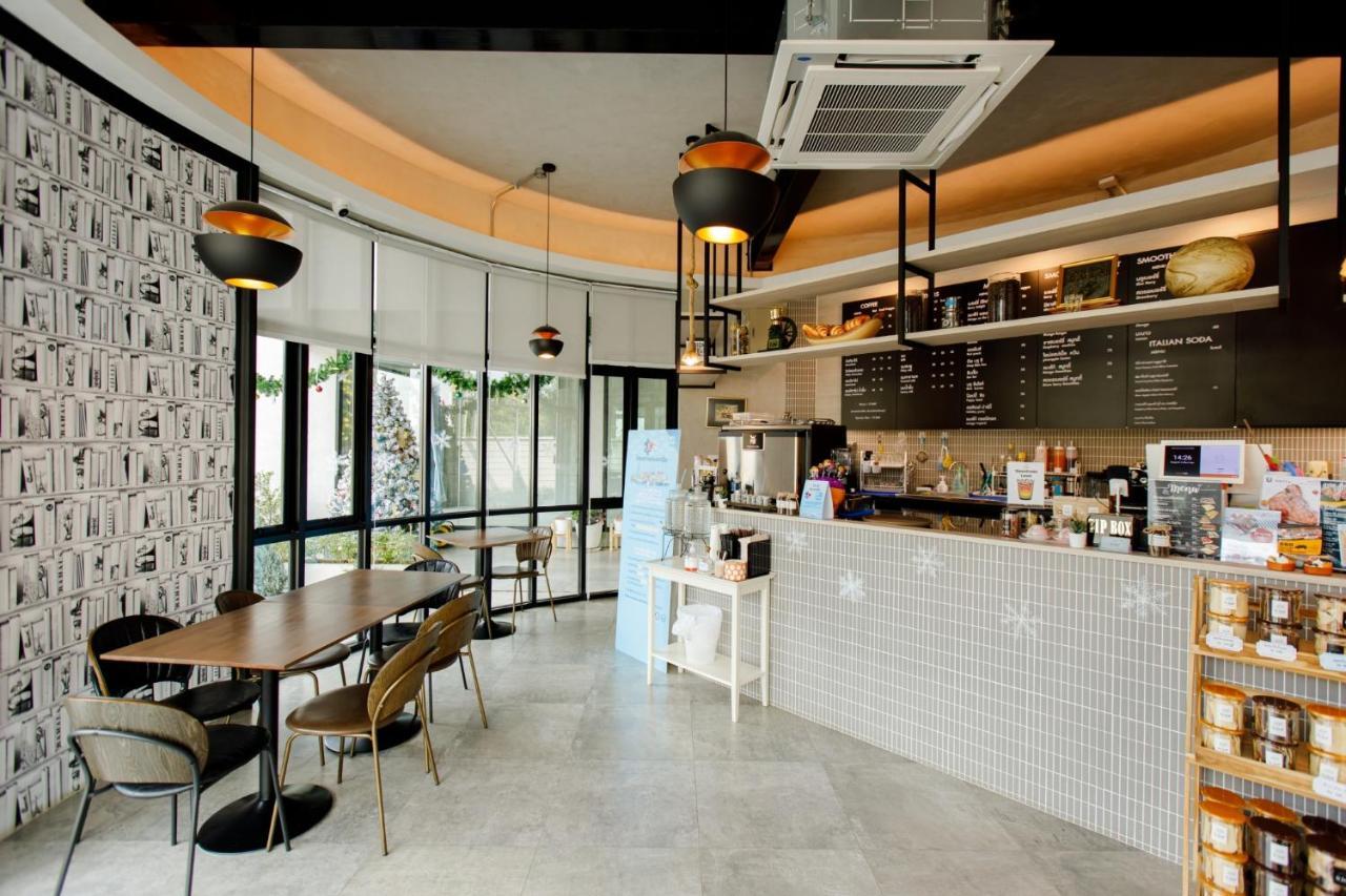 Le Lert Hotel Ratchaburi Bagian luar foto